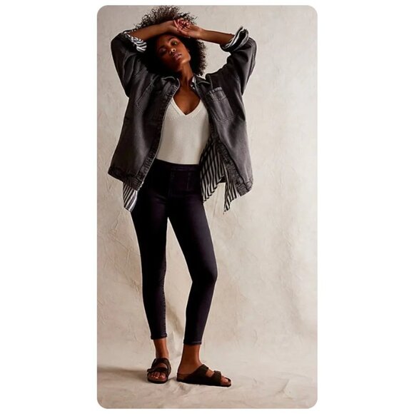 NEW We The Free People Skyfall Black Crvy Infinite Stretch Skinny Pull On Jeans - Picture 1 of 9